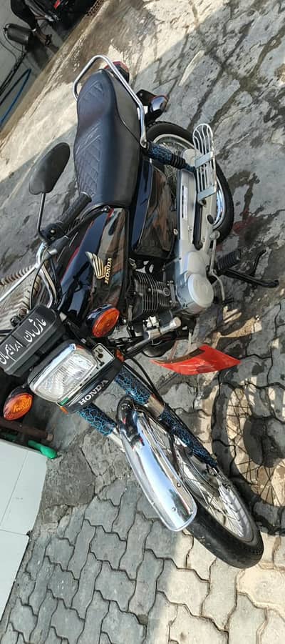 united 125 for sell 10/10 condition dubara tyar kia hai Honda 125 my