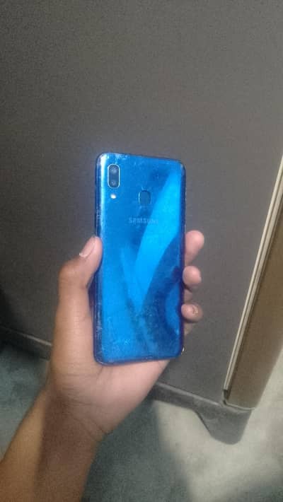 Samsung Mobile A20