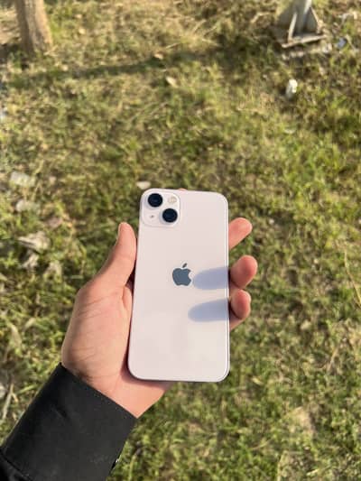 Apple iPhone 13