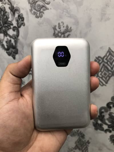 Powerbank 10,000 mah 20W PD fast charging