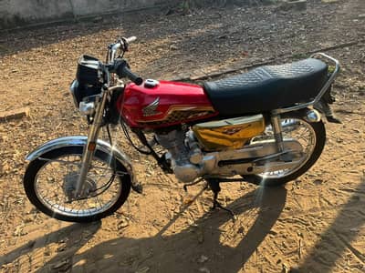 Honda 125 gold edition self start