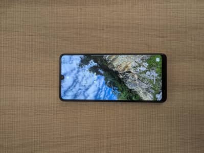 ​Samsung Galaxy A31 - 100% Original Display (Glass Repaired)