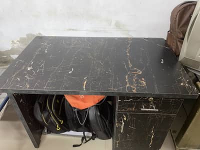 Office table