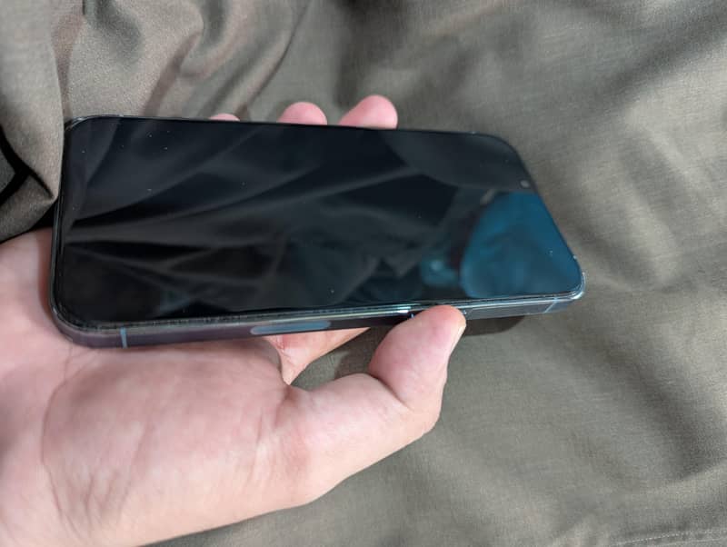 Apple iPhone 13 Pro 1