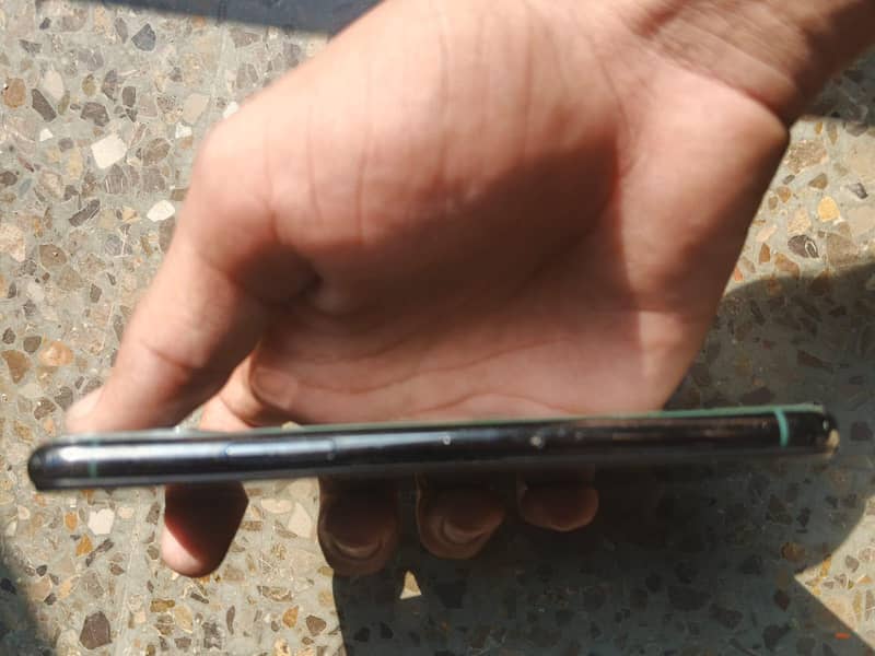 Apple iPhone 11 Pro 5