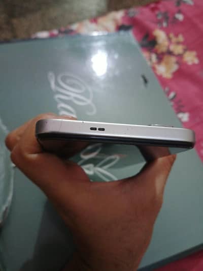 Infinix hot60i