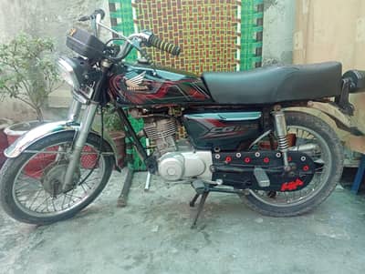 Honda 125 2018 in good condition