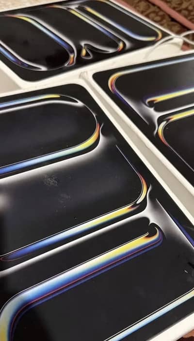Apple iPad Pro M5 13” + 150$ Apple Pencil Pro Apple Warranty Remaning