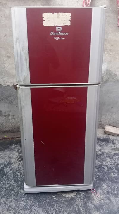 urgent sale Dawlance frig