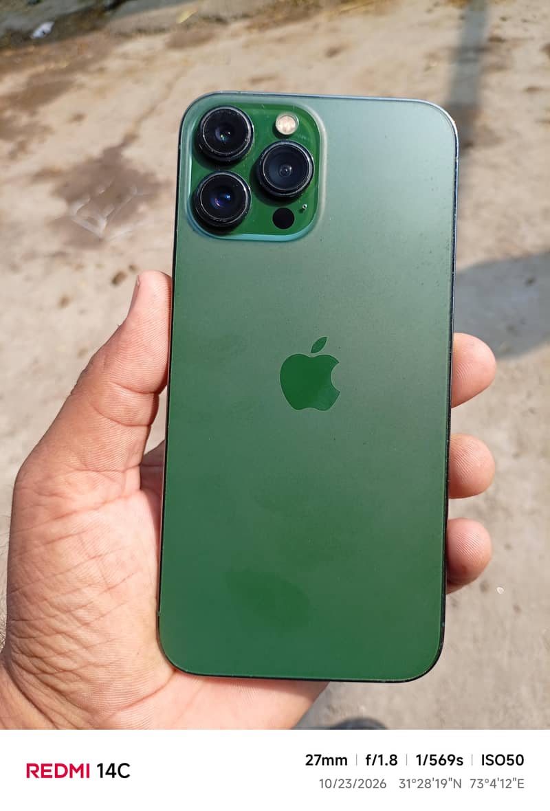 Apple iPhone 13 Pro Max 0