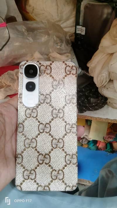 vivo y400
