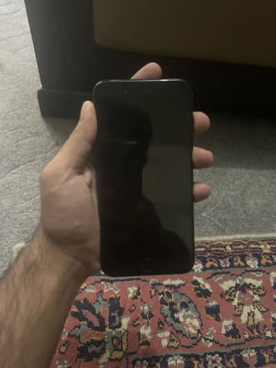 Apple iPhone 7