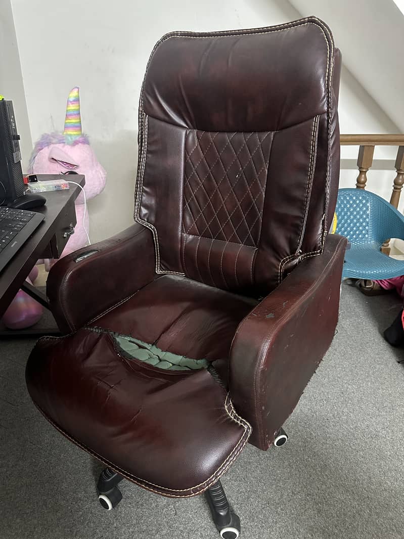 Computer chair 1
