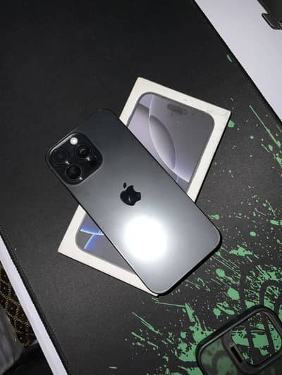 Apple iPhone 16 Pro Max