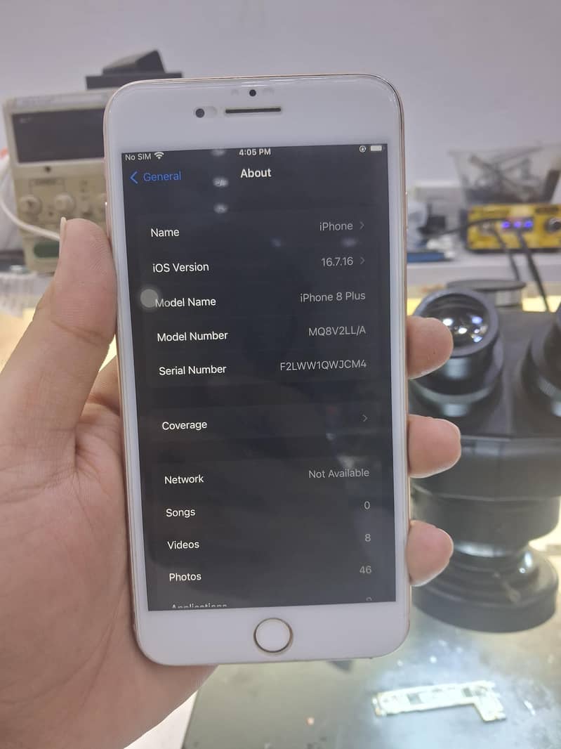 Apple iPhone 8 Plus 1