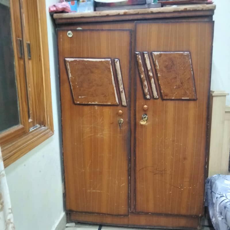 Almari 2 door 0