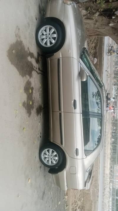 Suzuki Baleno 2004