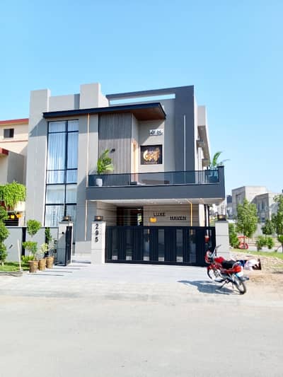 Designer Double Hight Back Open House For Sale