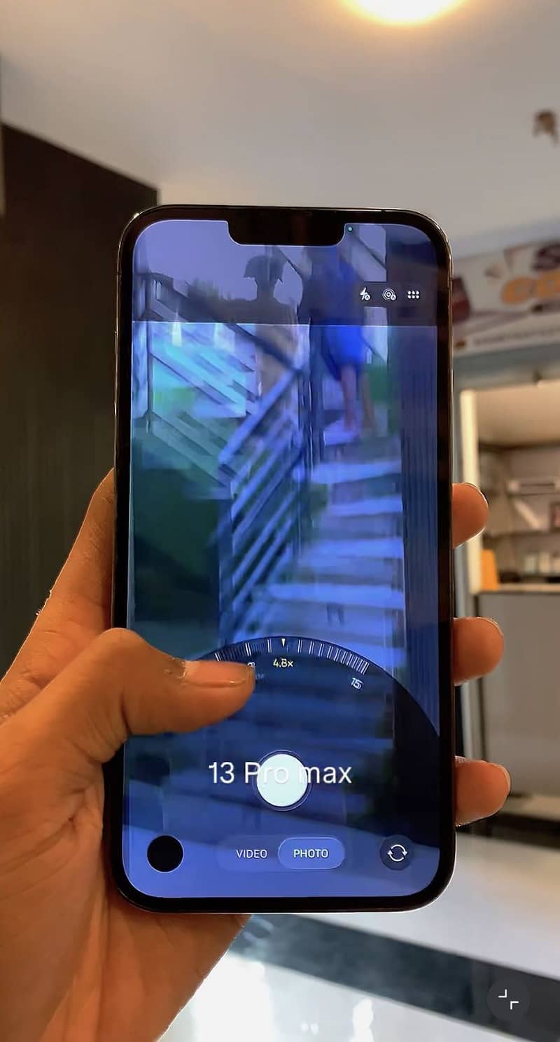 Apple iPhone 13 Pro Max 1