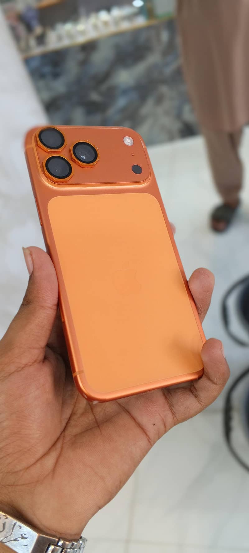 Apple iPhone 17 Pro Max 5