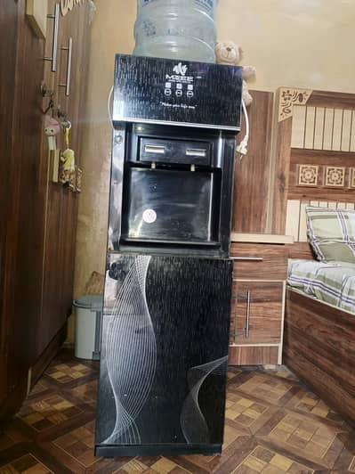 mzee water dispenser