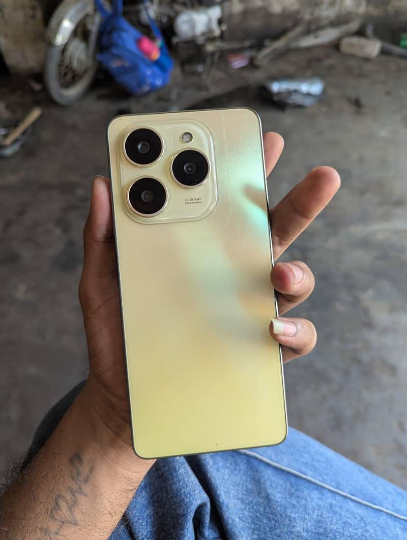 Tecno Spark 20C 2