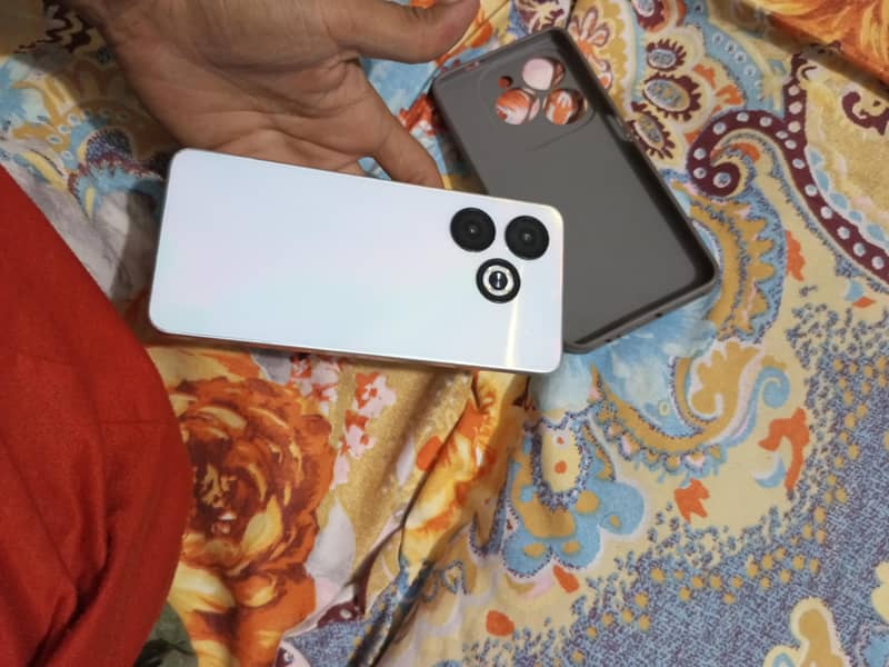 Infinix Smart 8 Plus 0
