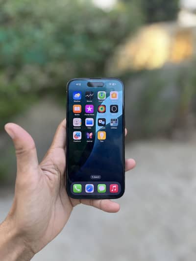 Apple iPhone 15