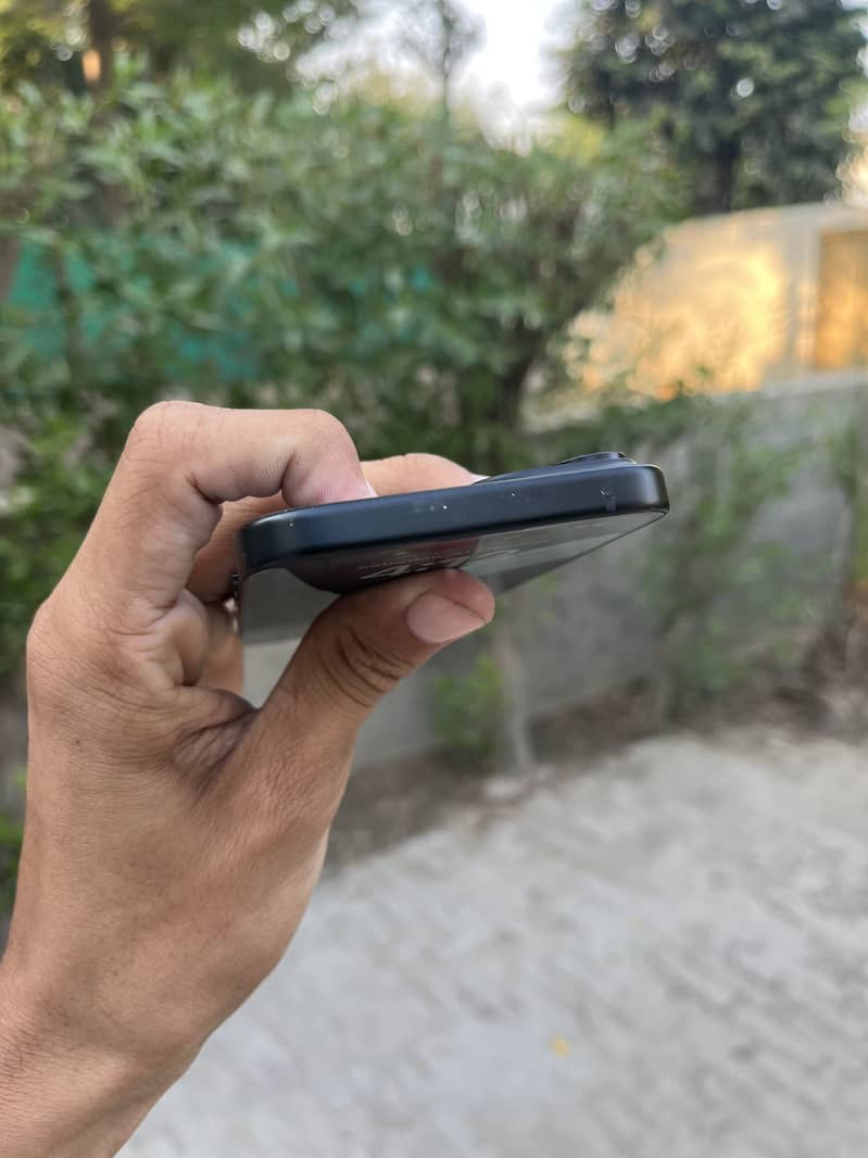 Apple iPhone 15 1