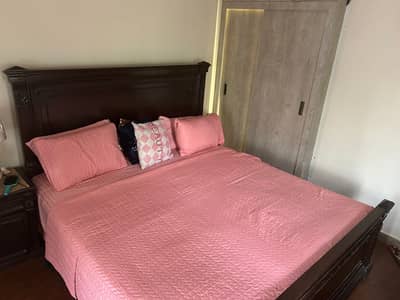 Bed with side tables