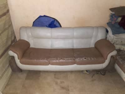 7 seater sofa set used condition minor repair needed