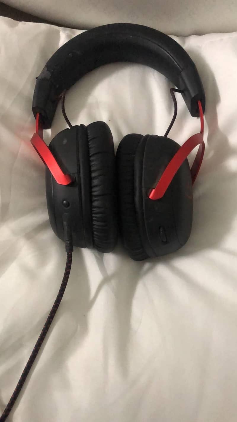 HyperX Cloud III Gaming Headset 1