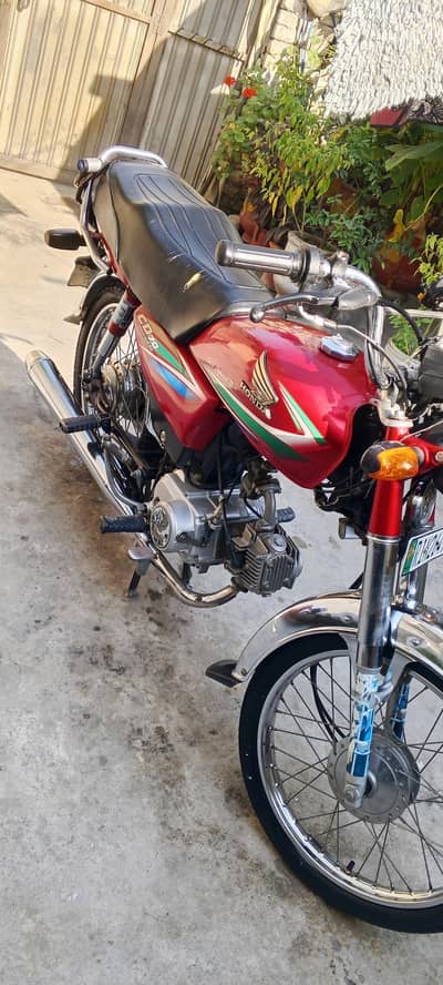 Honda CD 70 2016 0*3*4*4*5*1*5*0*8*8*2