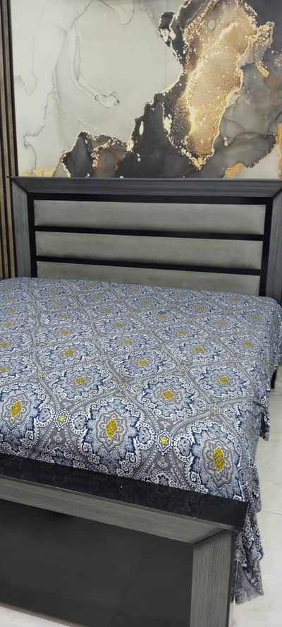 bed with mattress and drawers