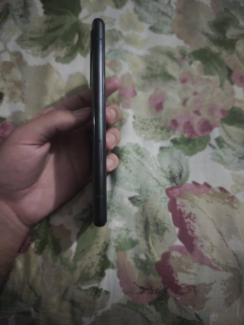 Google Pixel 6a 1