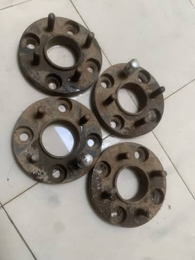 Spacer 114 pcd to 100 pcd 4 nut
