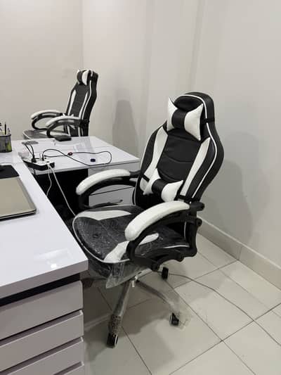 OFFICE REVOLVING CHAIR Available. contact:O3OO. 9O59O52