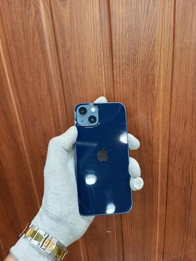 Apple iPhone 13 (128GB)
