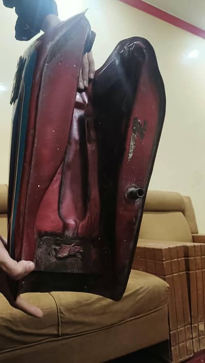 Honda 125 fuel tank