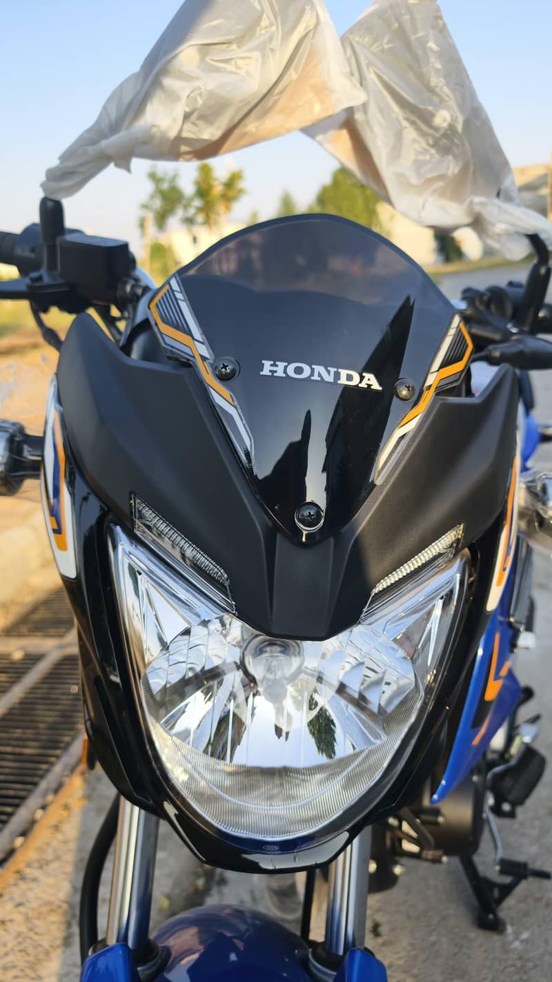 Honda CB150F 13