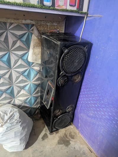 8 inch 2 spekrs mp3 tape full rikshaw set  All ok good Sound heavy bas