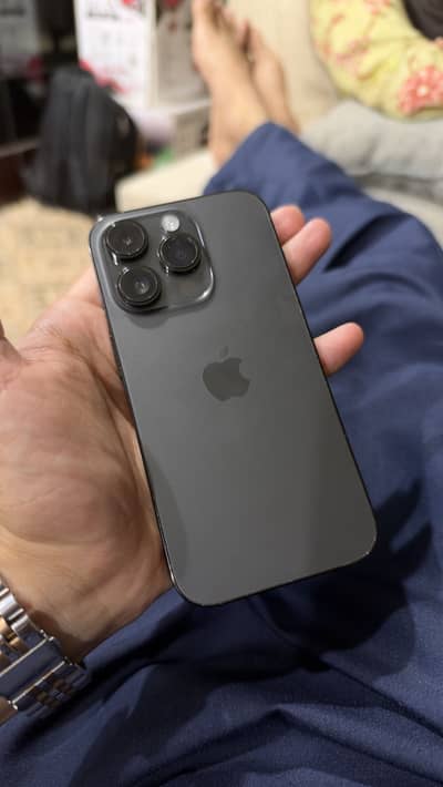 Apple iPhone 14 Pro 256 gb Pta approved waterpack