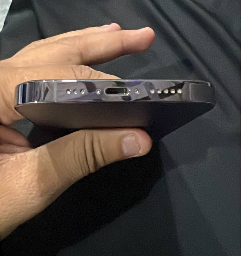 Apple iPhone 14 Pro 1