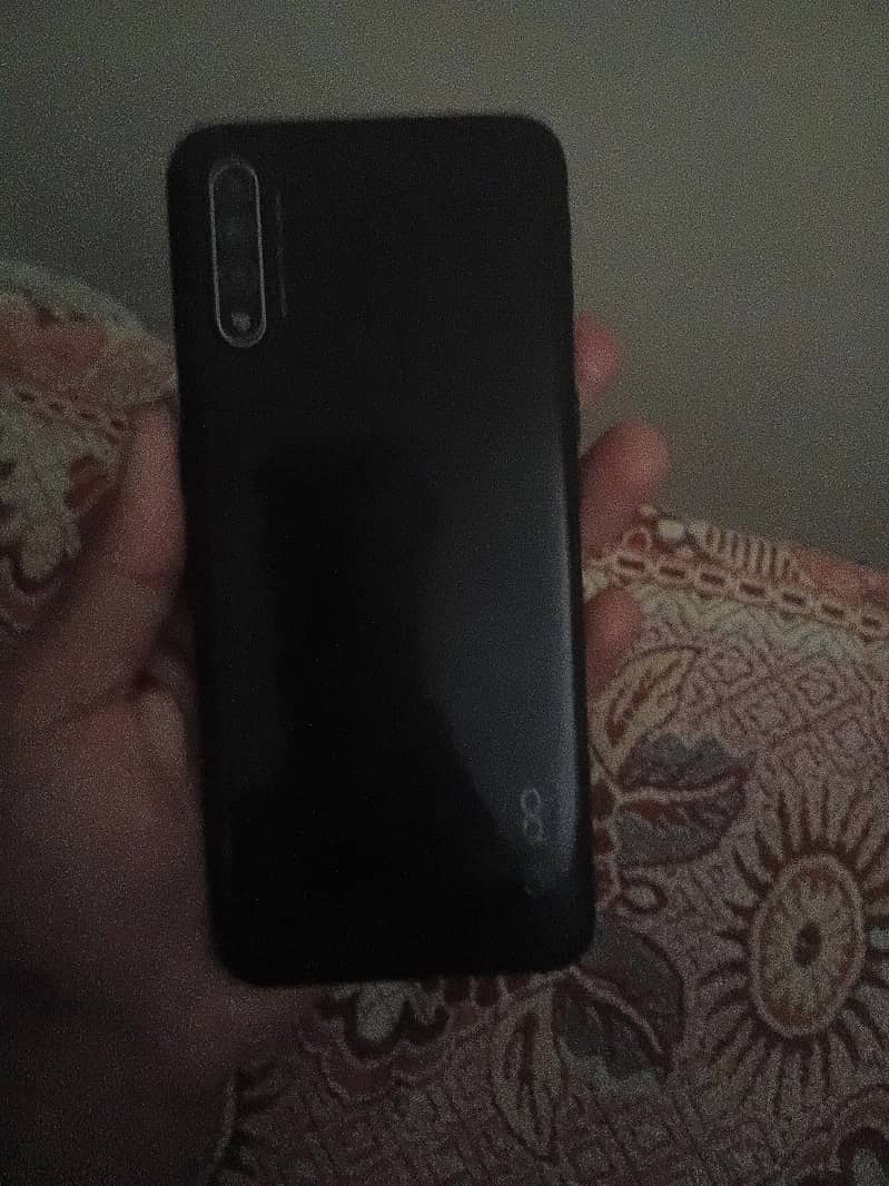 OPPO A31 1