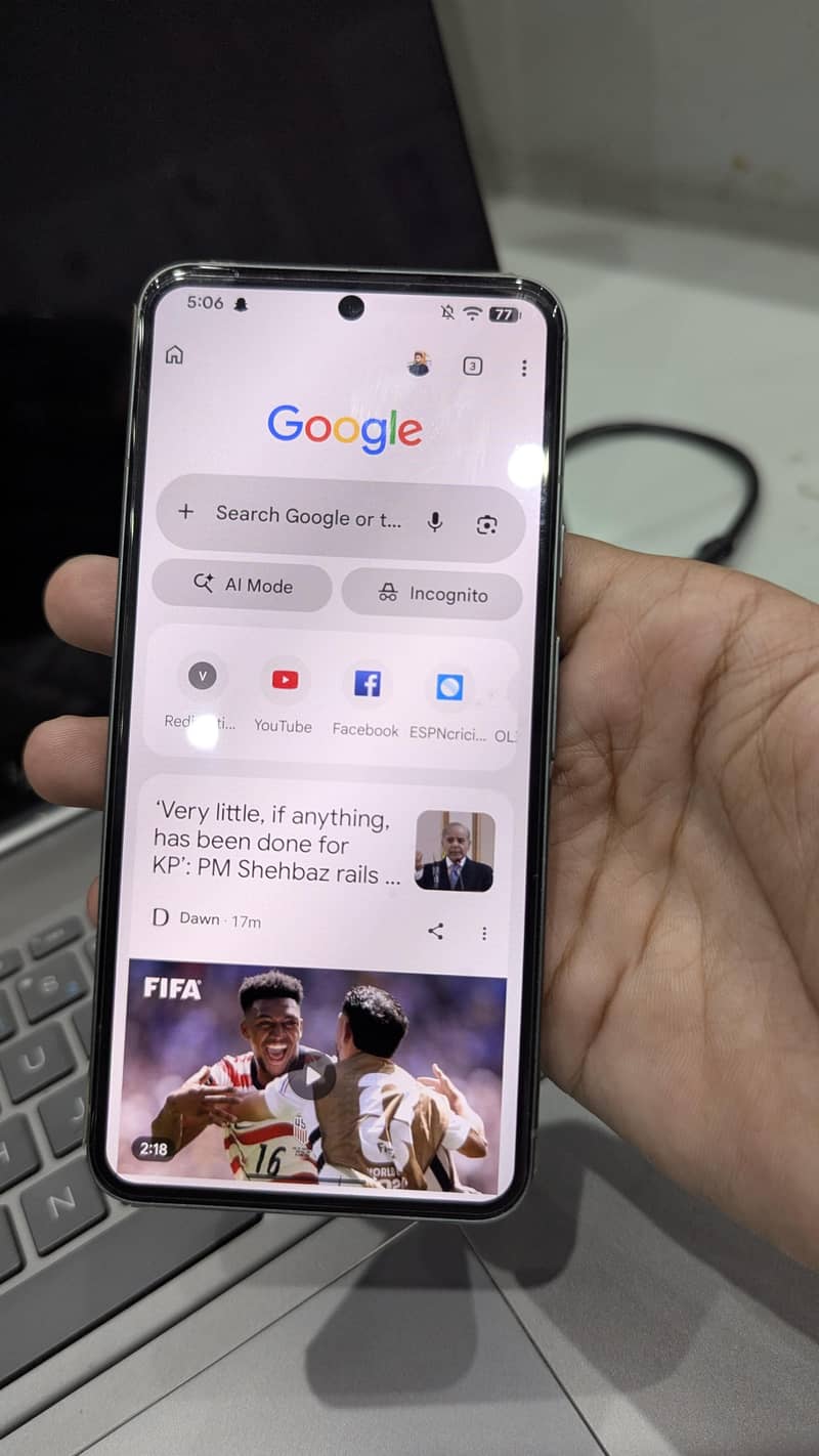 Google Pixel 8 6