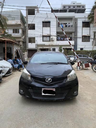 Toyota Vitz 2015
