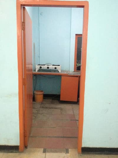 Iqbal Town 5 Marla 2nd Floor Marbled Flate For Silent Offices At Prime Location