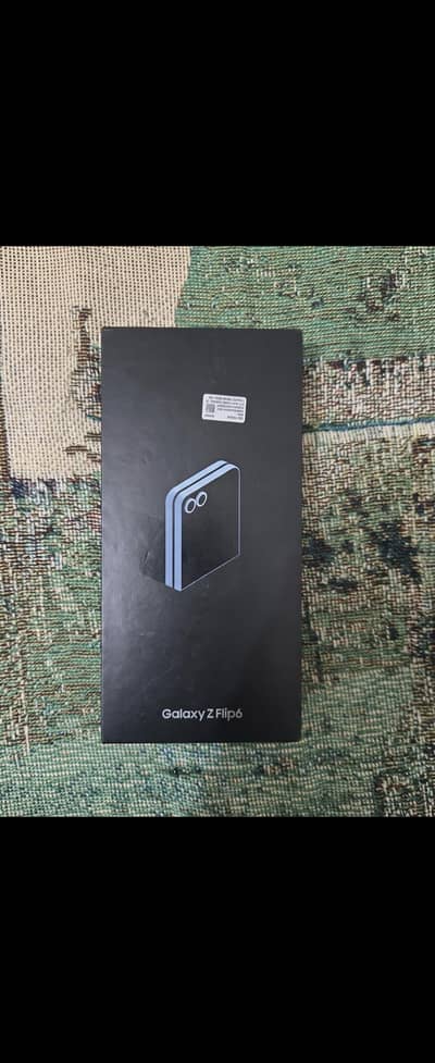 Samsung Z Flip 6 12/256GB | Like New | 100% Battery | Sim Time Availab