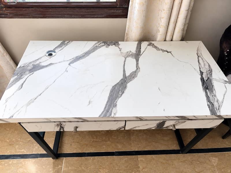 Modern Study/Computer/Office Table with 2 Drawers 1