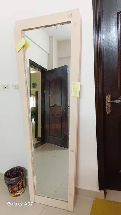5.5 ft long standing mirror